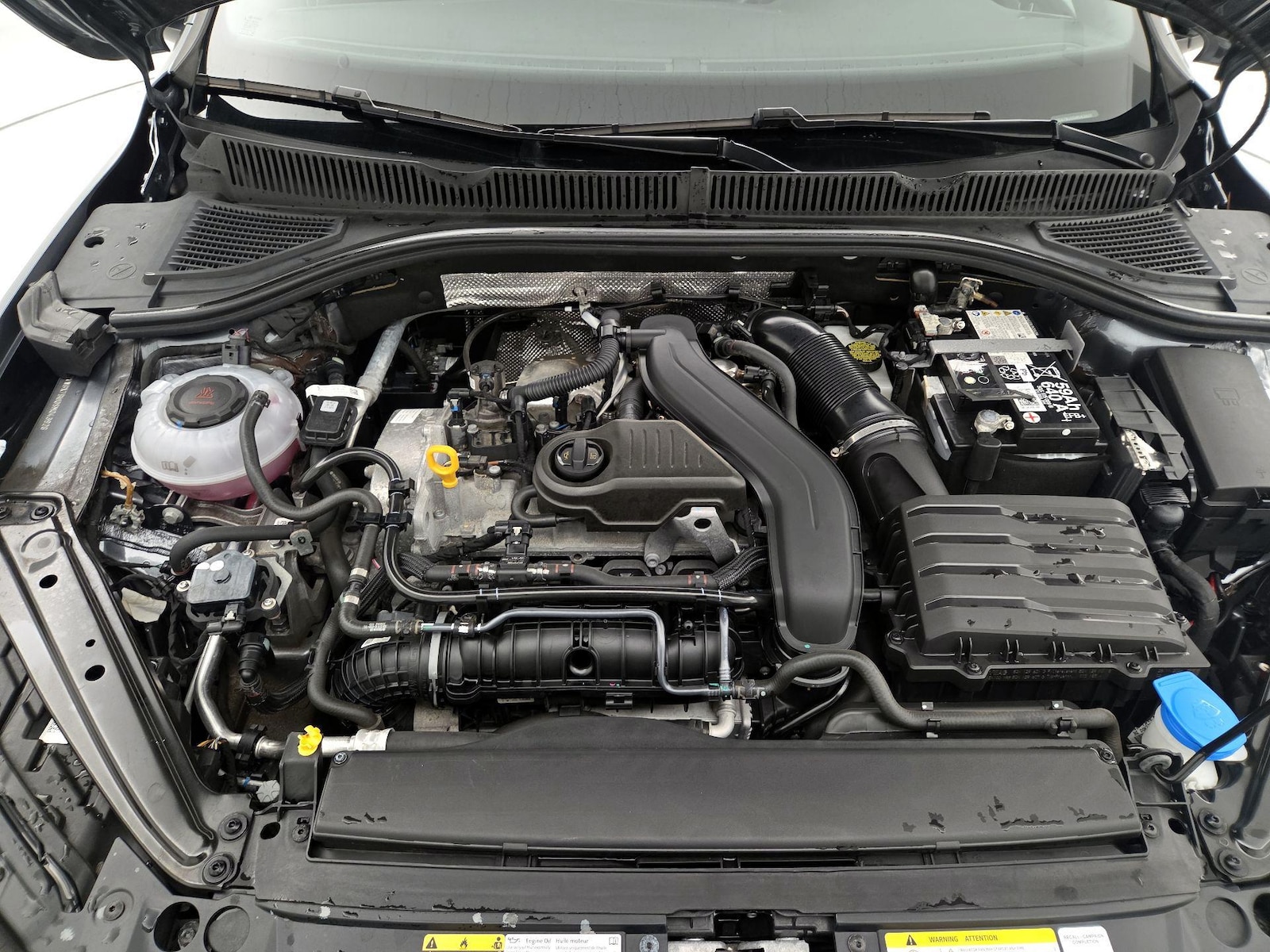 2025 Volkswagen Jetta Sport - Photo 22