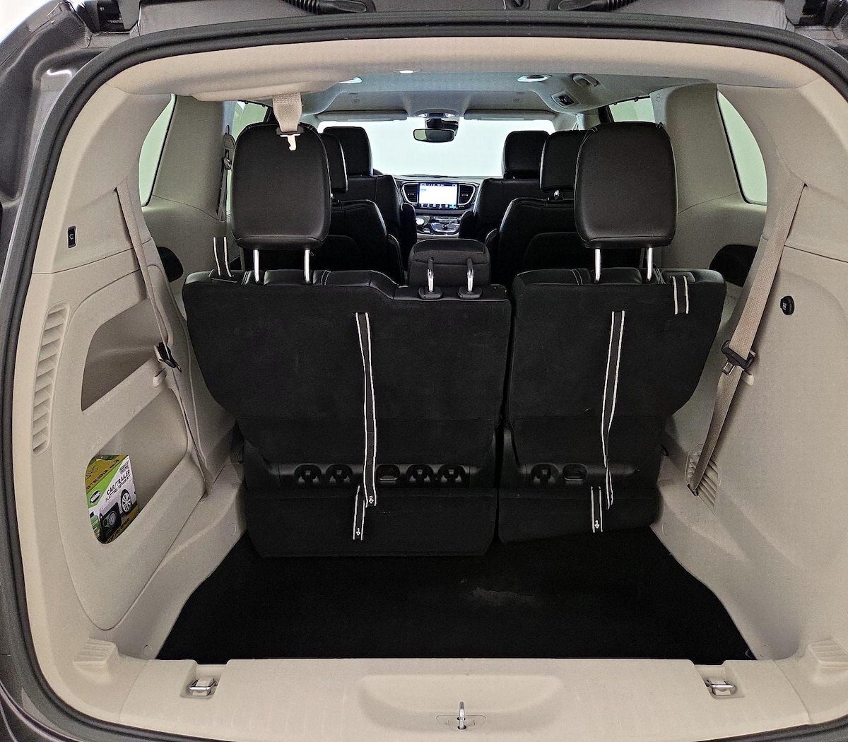 Trunk/Cargo (Seats Up)