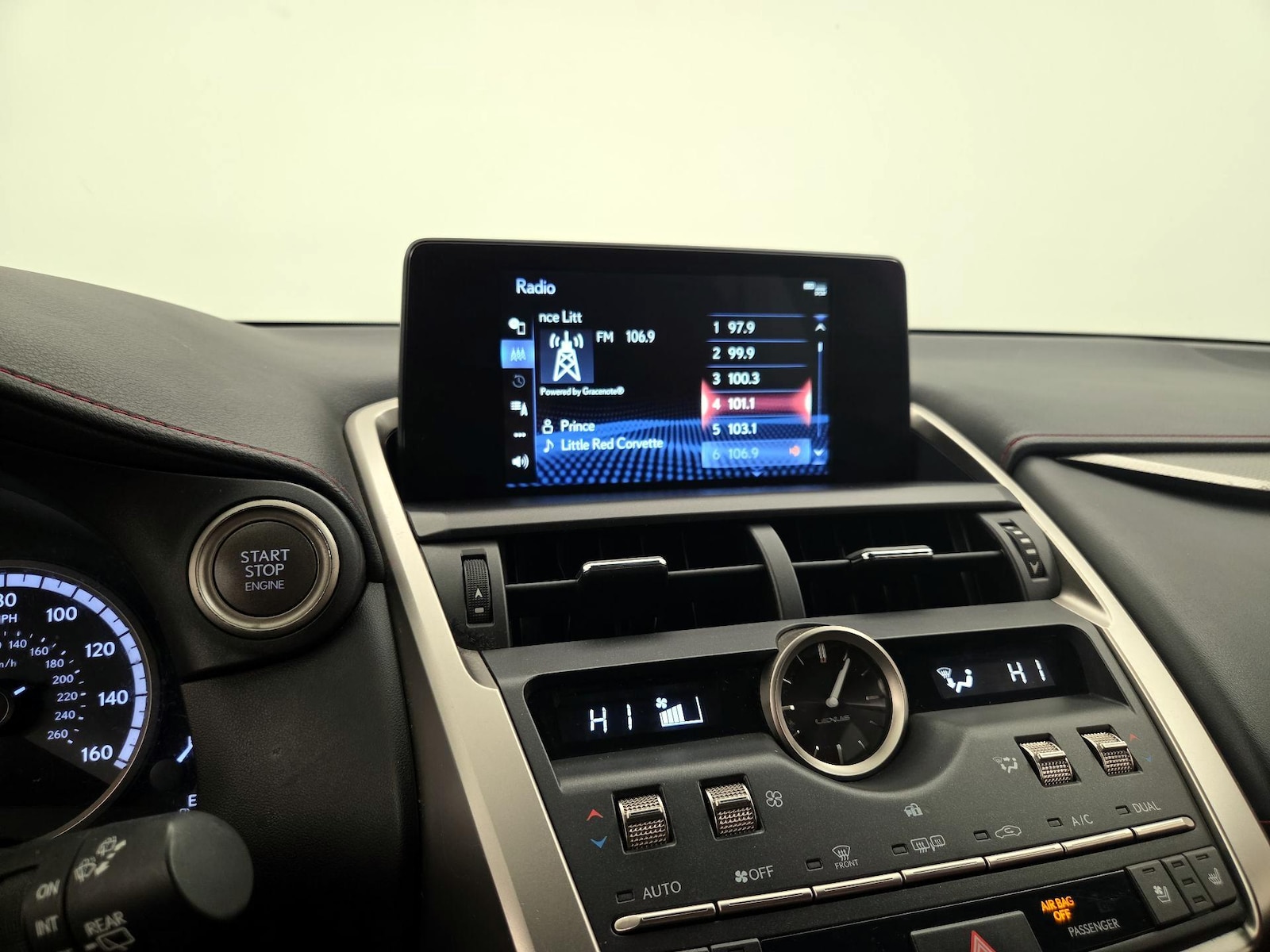 2021 Lexus NX 300 F SPORT - Photo 16