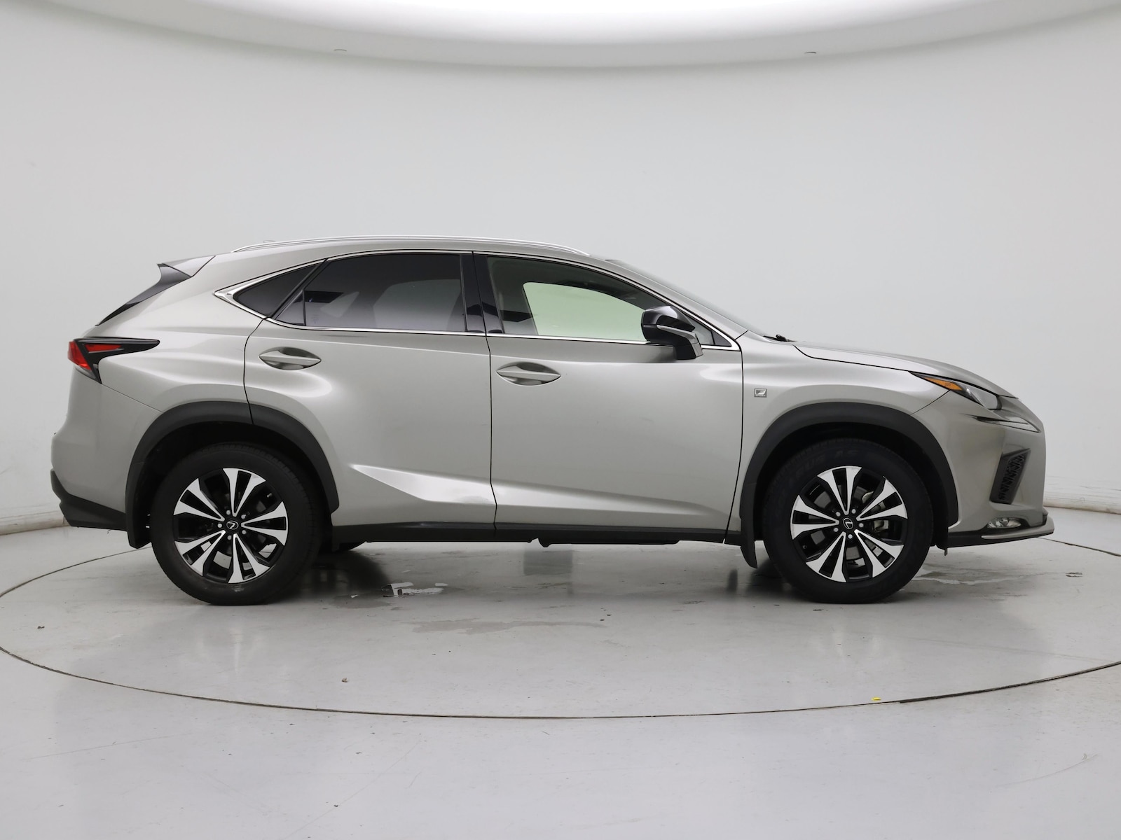 2021 Lexus NX 300 F SPORT - Photo 8