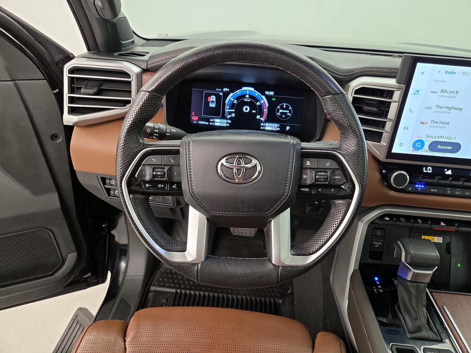 2024 Toyota Tundra 1794 Edition - Photo 11