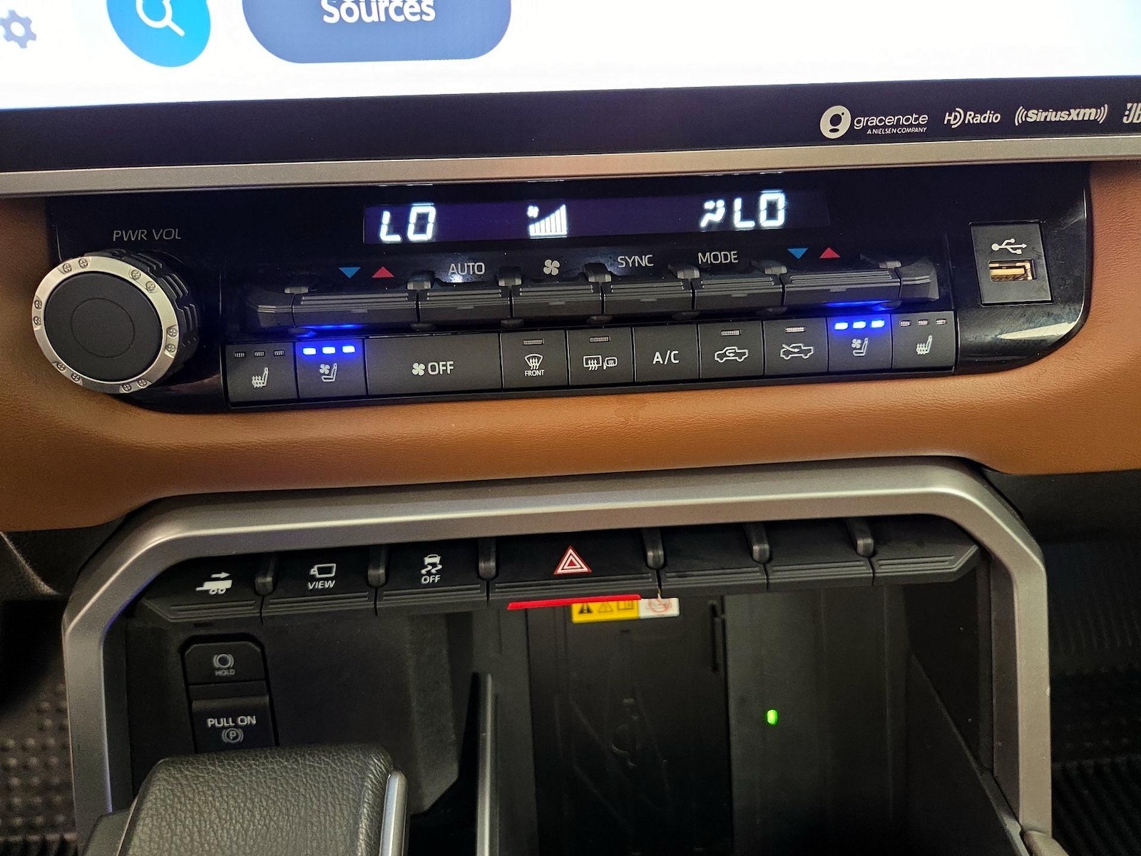 2024 Toyota Tundra 1794 Edition - Photo 17