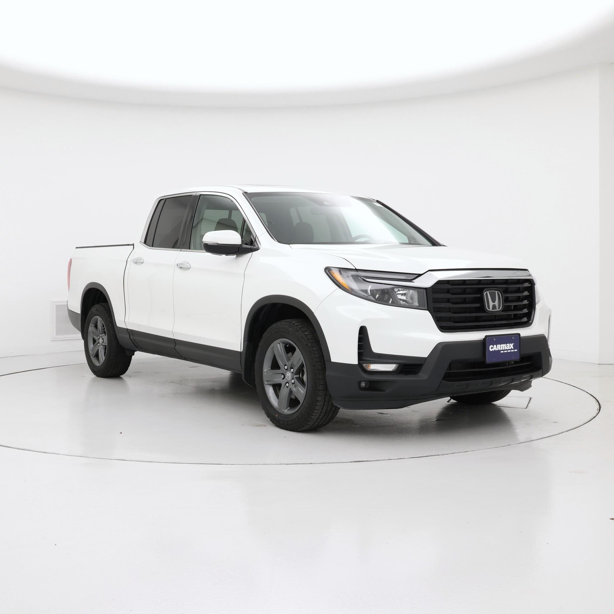 White 2023 Honda Ridgeline Pickup Truck All-Wheel Drive Automatic