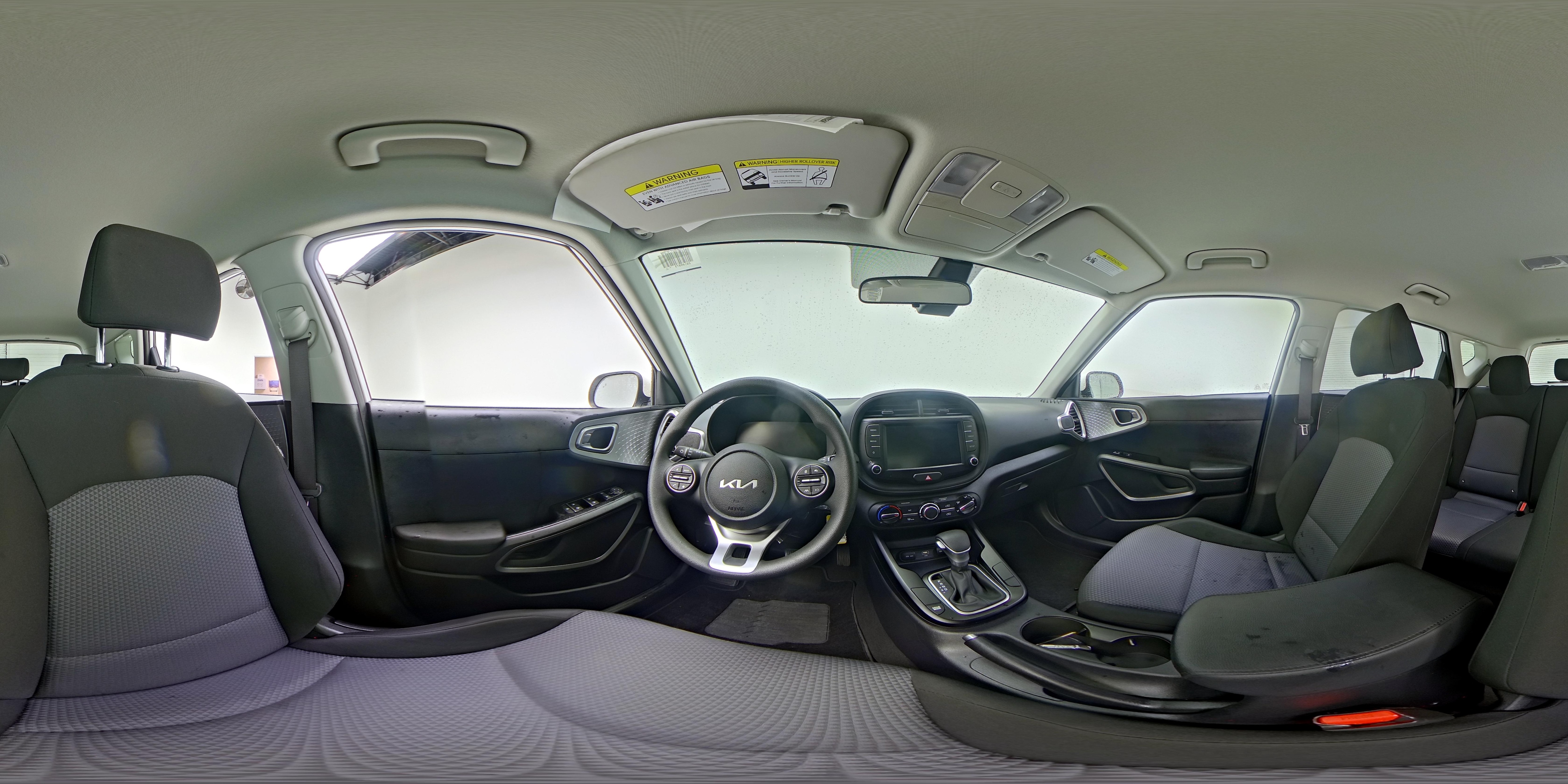 2023 Kia Soul LX - Photo 25