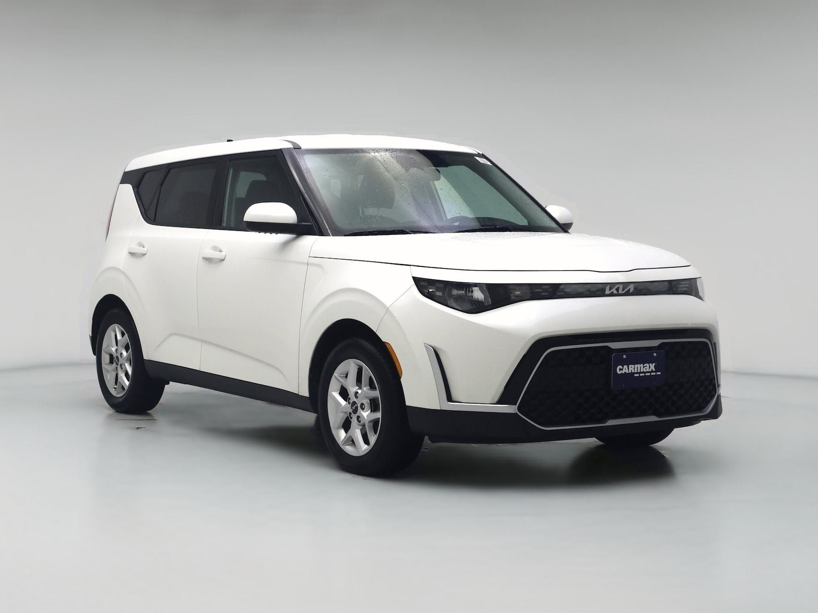2023 Kia Soul LX - Photo 1