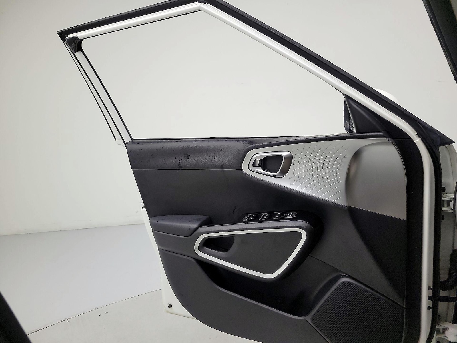 2023 Kia Soul LX - Photo 13