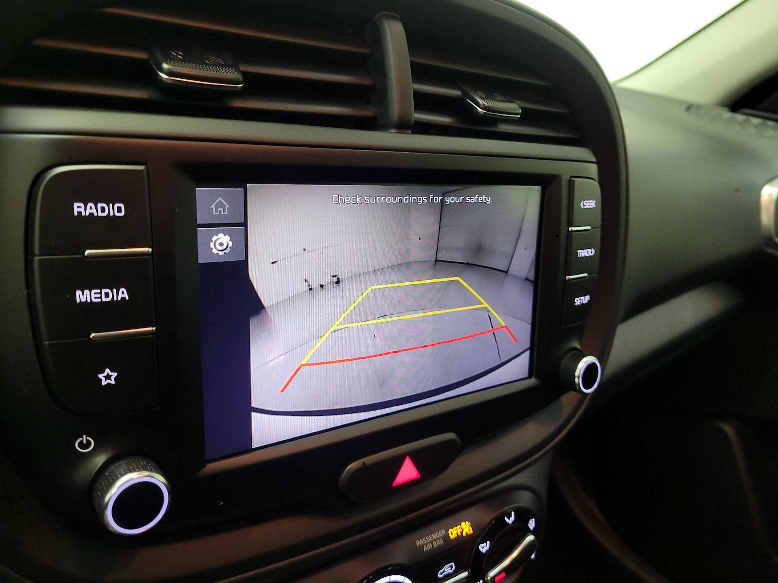 2023 Kia Soul LX - Photo 14