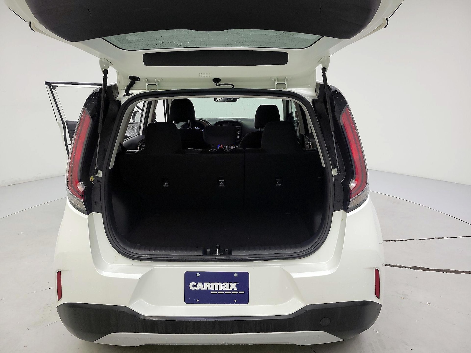 2023 Kia Soul LX - Photo 20