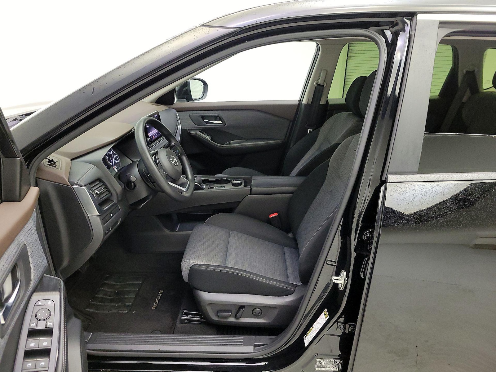 Power Seat(s) & Side Airbags