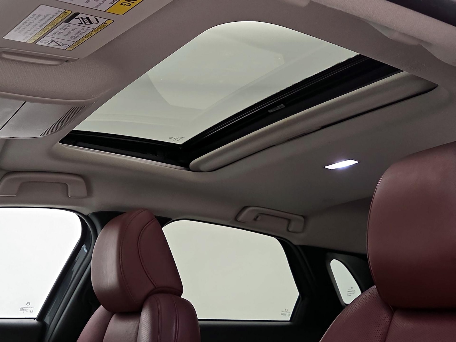 Sunroof(s) & Overhead Airbags