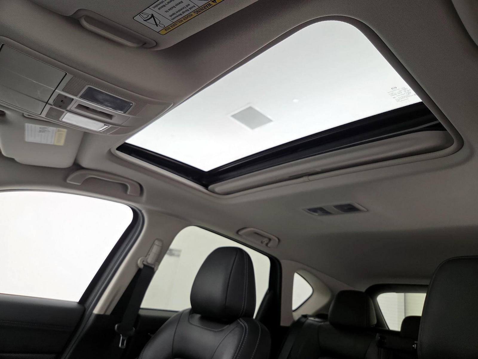 Sunroof(s) & Overhead Airbags