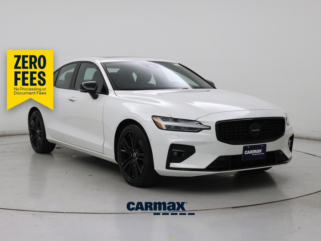 2023 Volvo S60 B5 Plus Black Edition FWD