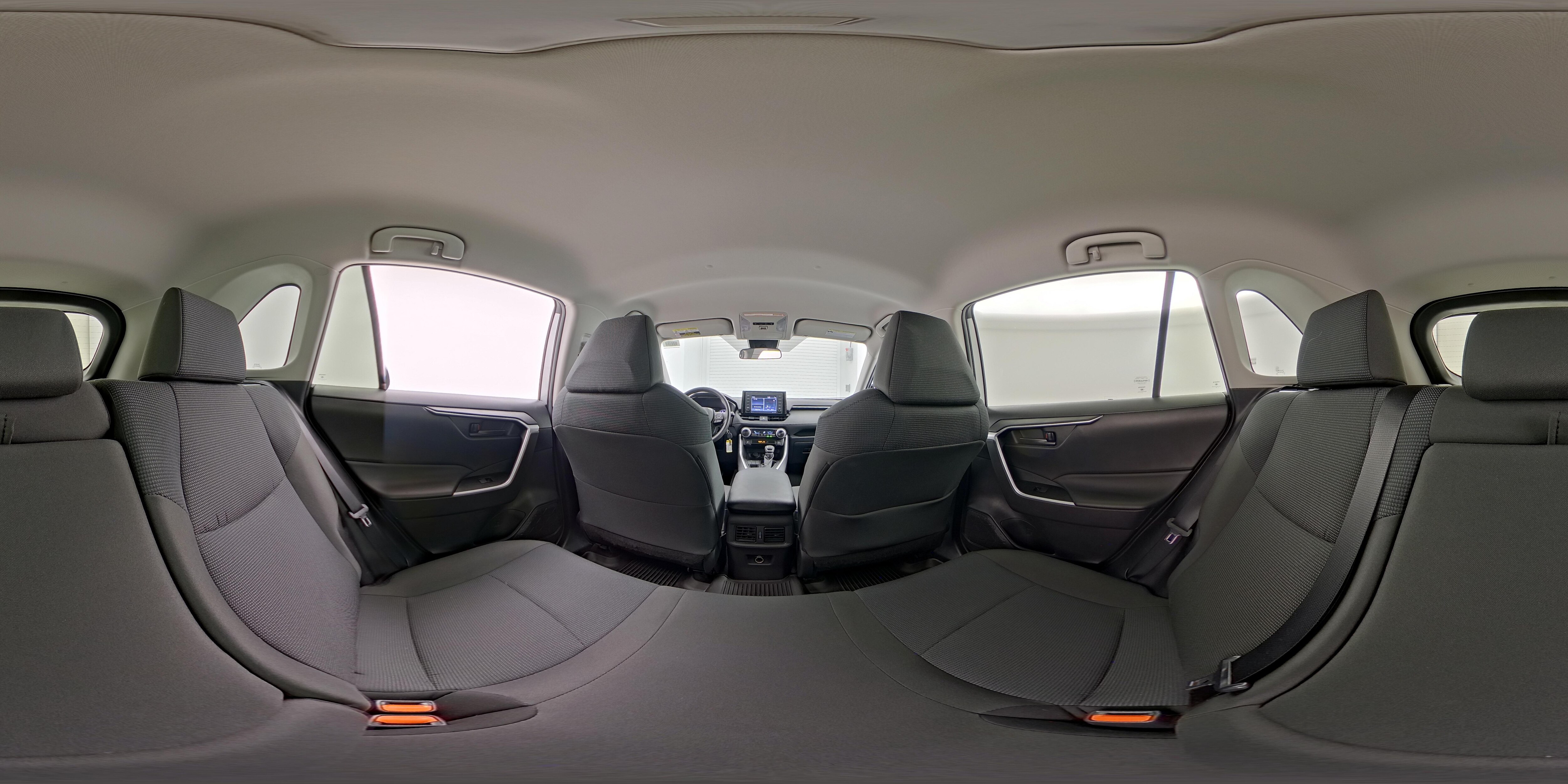 2022 Toyota RAV4 LE - Photo 25