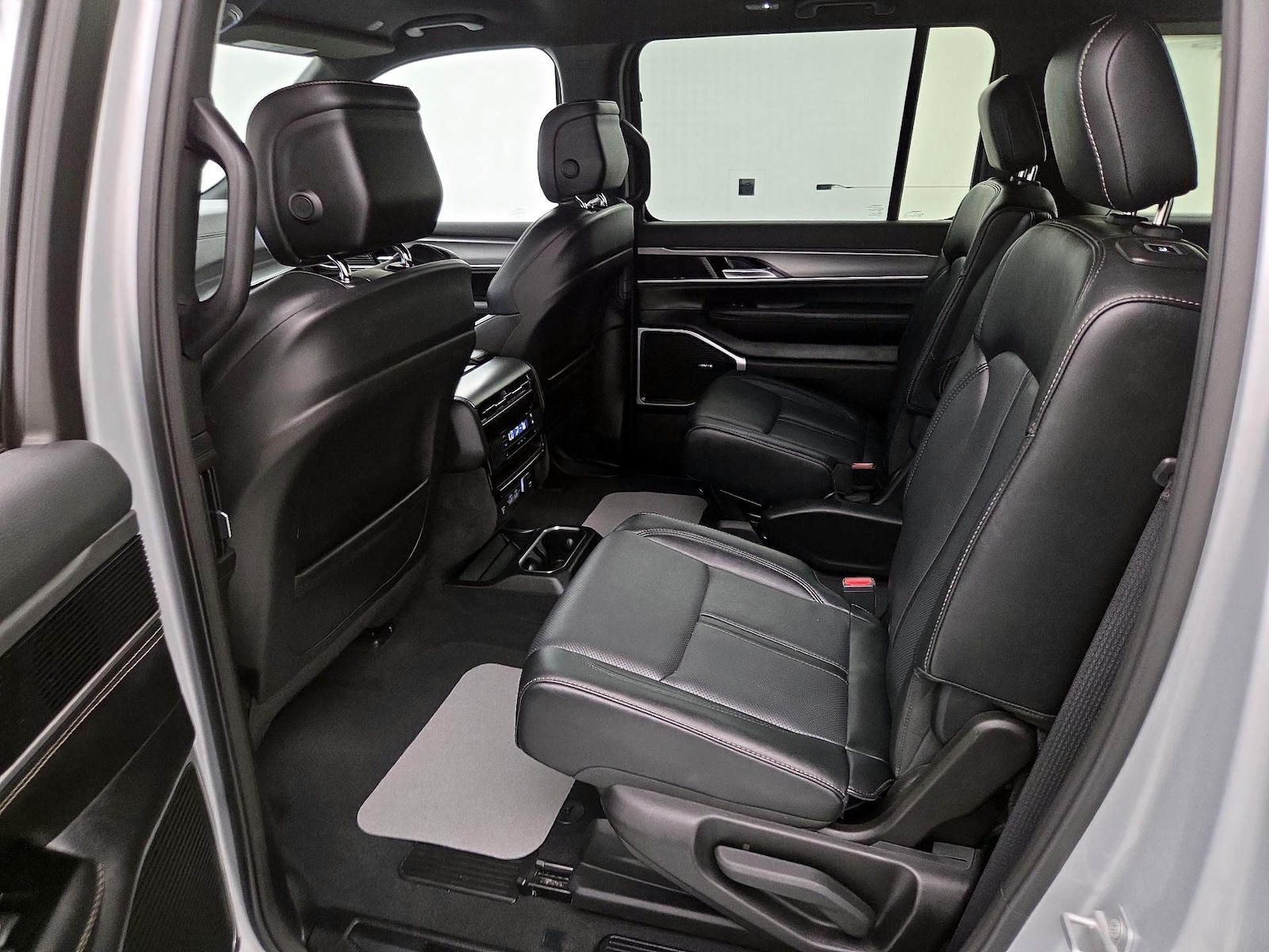 Rear Air Conditioning