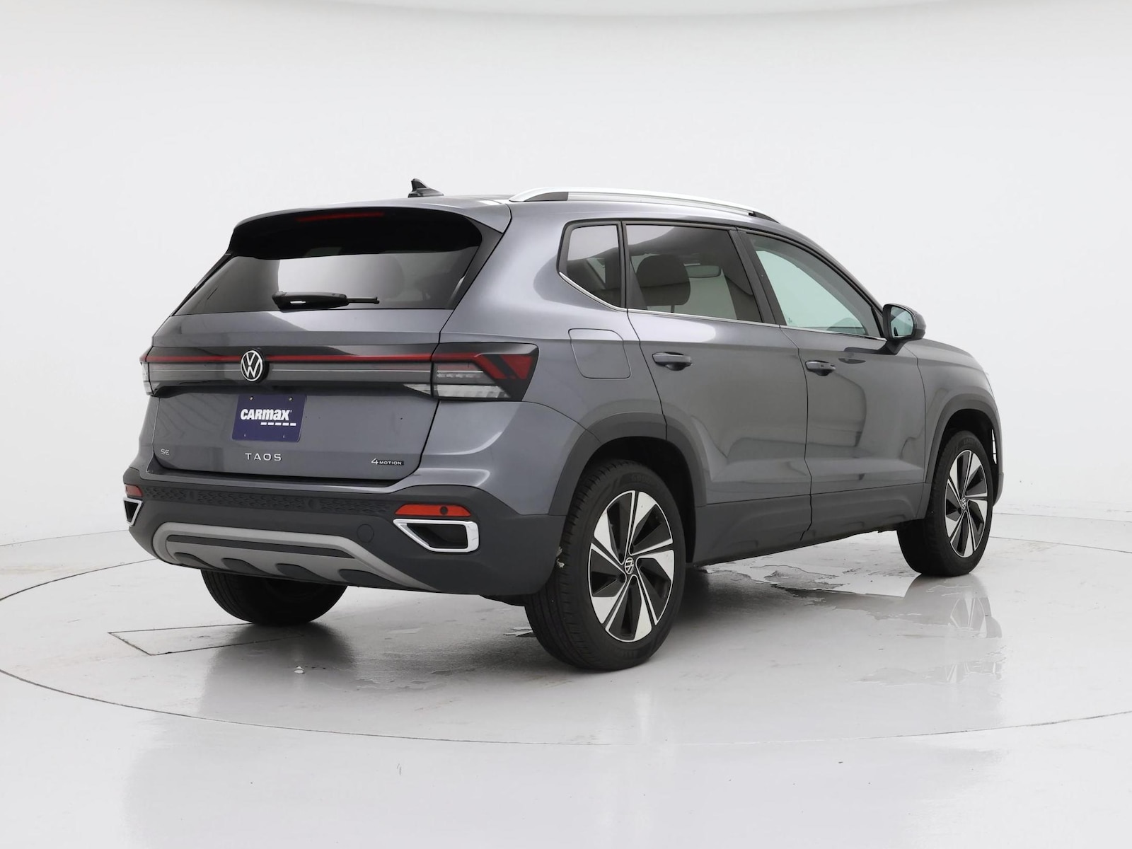 2025 Volkswagen Taos SE - Photo 9