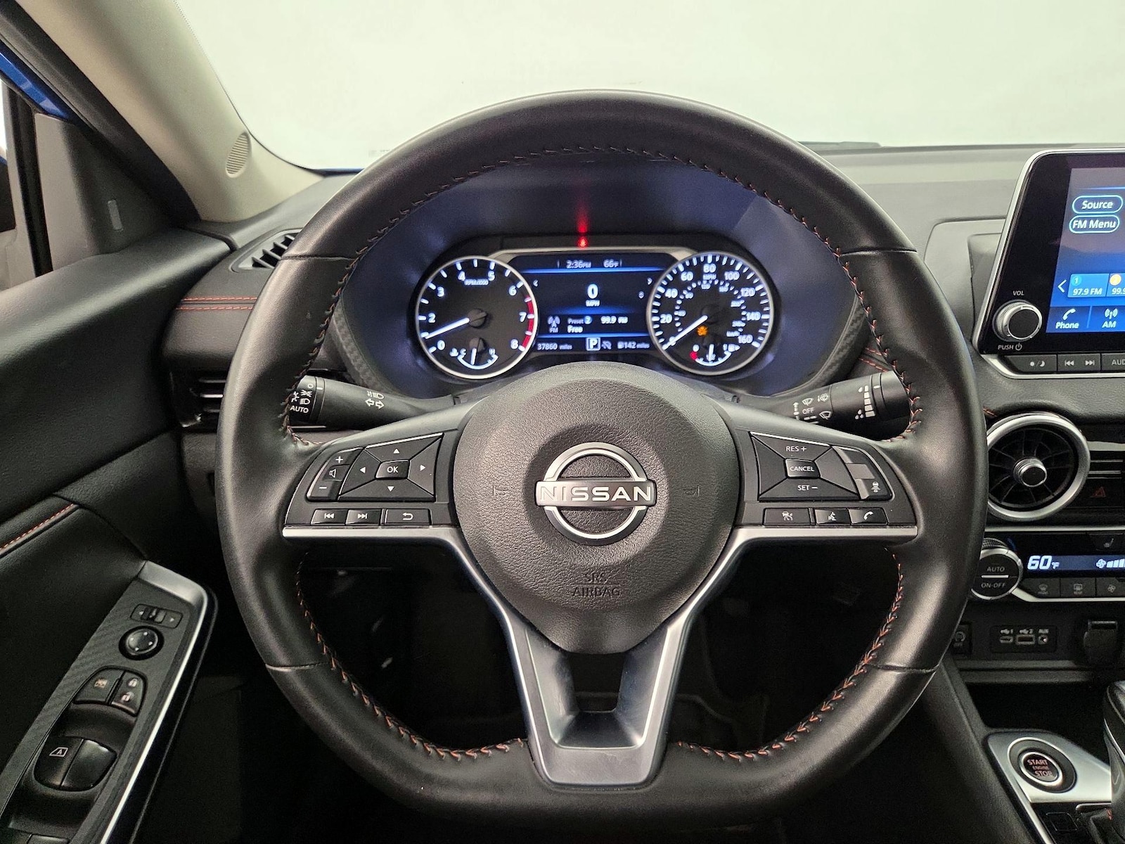 2025 Nissan Sentra SR - Photo 11
