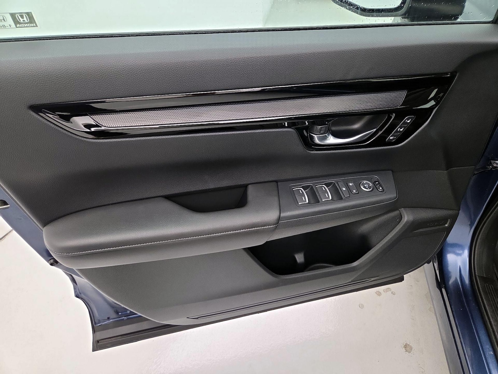 2025 Honda CR-V EX-L - Photo 13