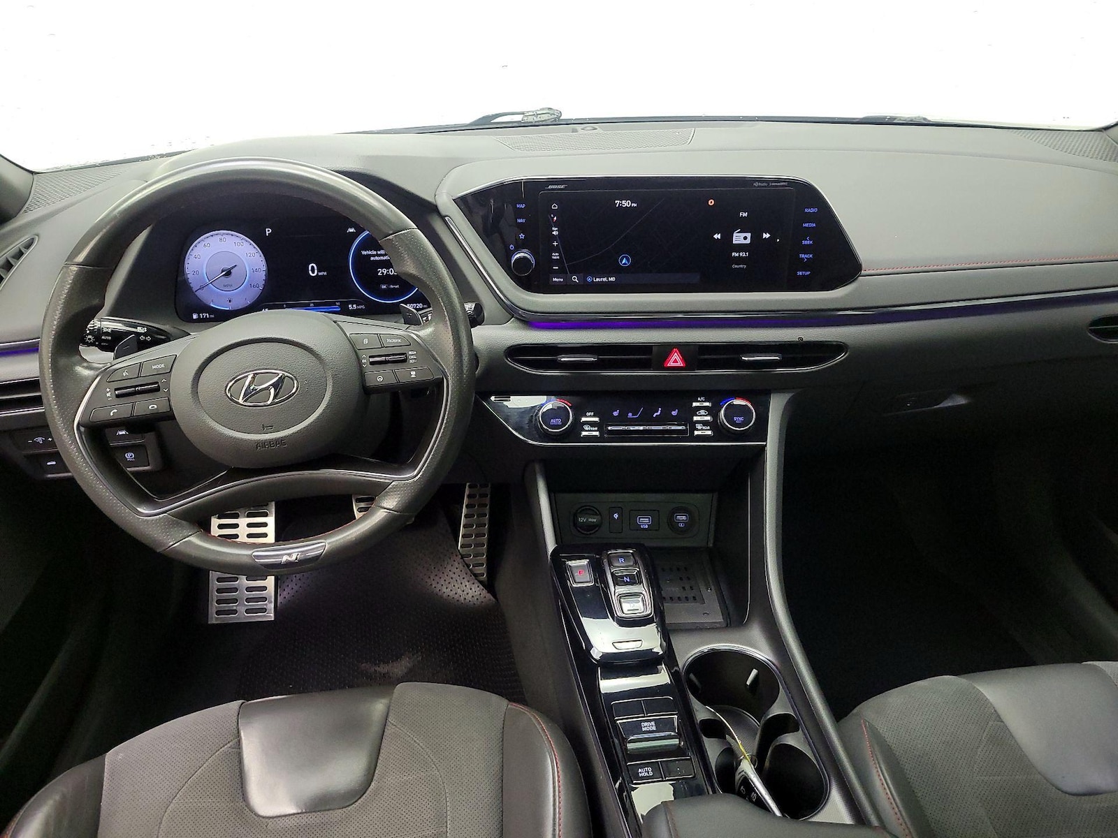 Apple CarPlay® & Android Auto™