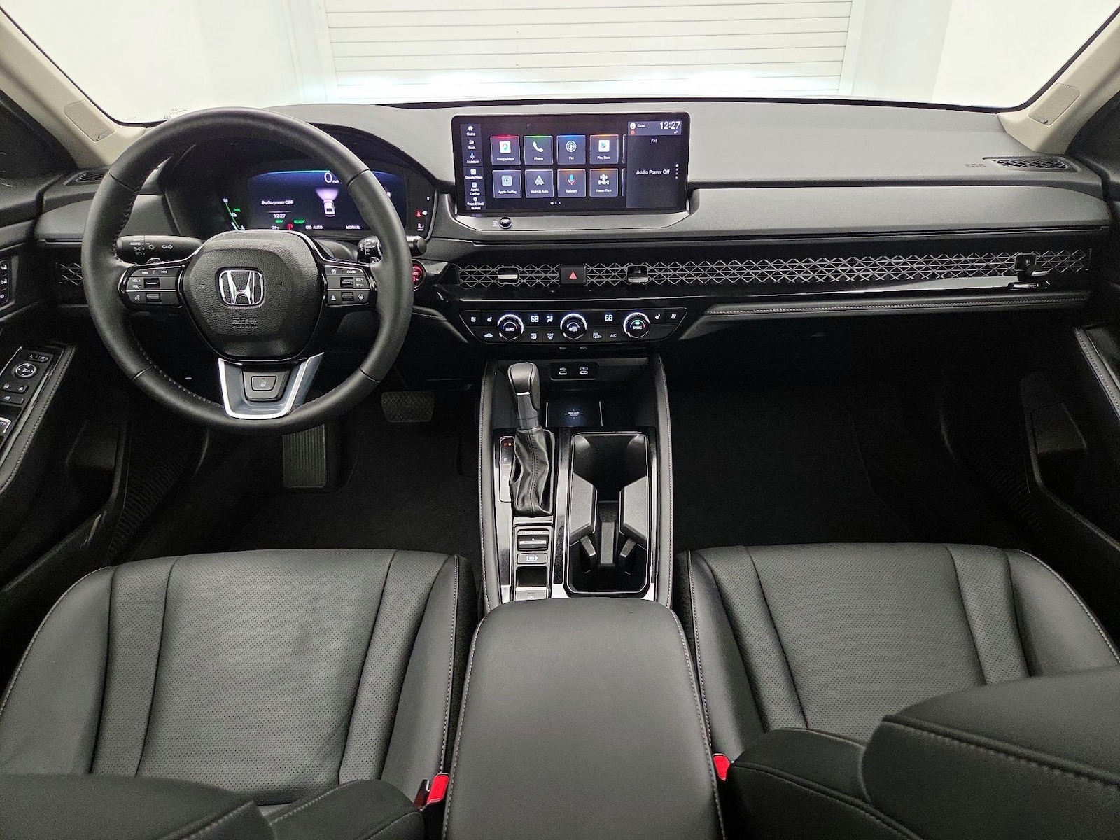 Apple CarPlay® & Android Auto™