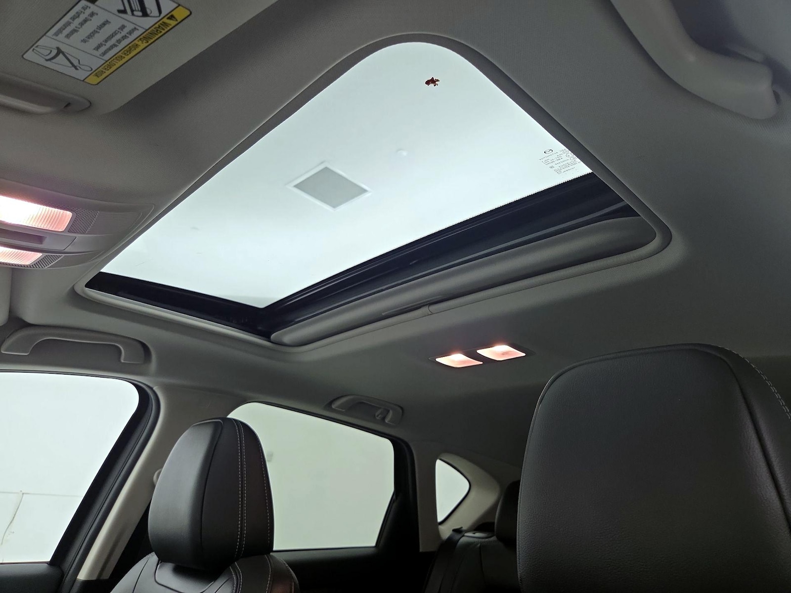 Sunroof(s) & Overhead Airbags