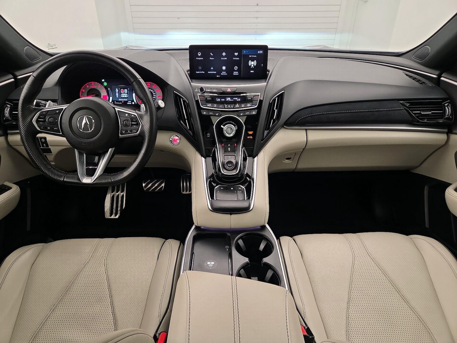Apple CarPlay® & Android Auto™