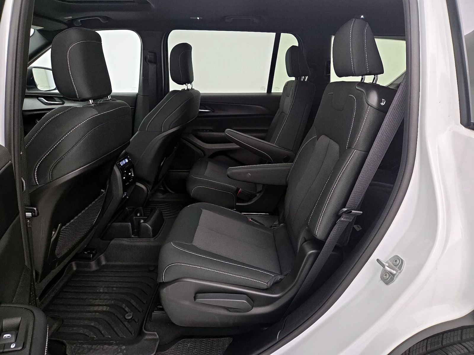 Rear Air Conditioning