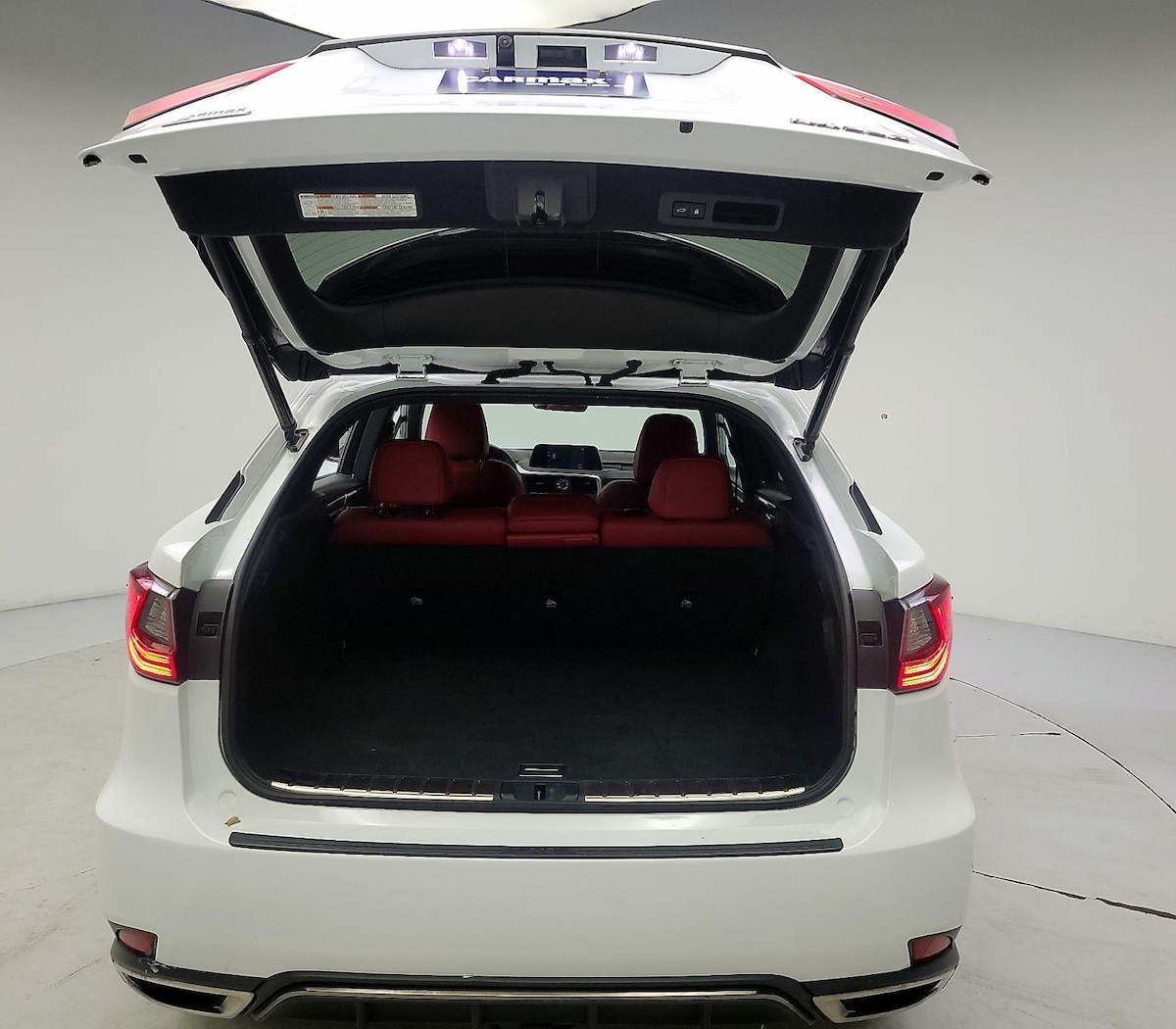 Trunk/Cargo (Seats Up)