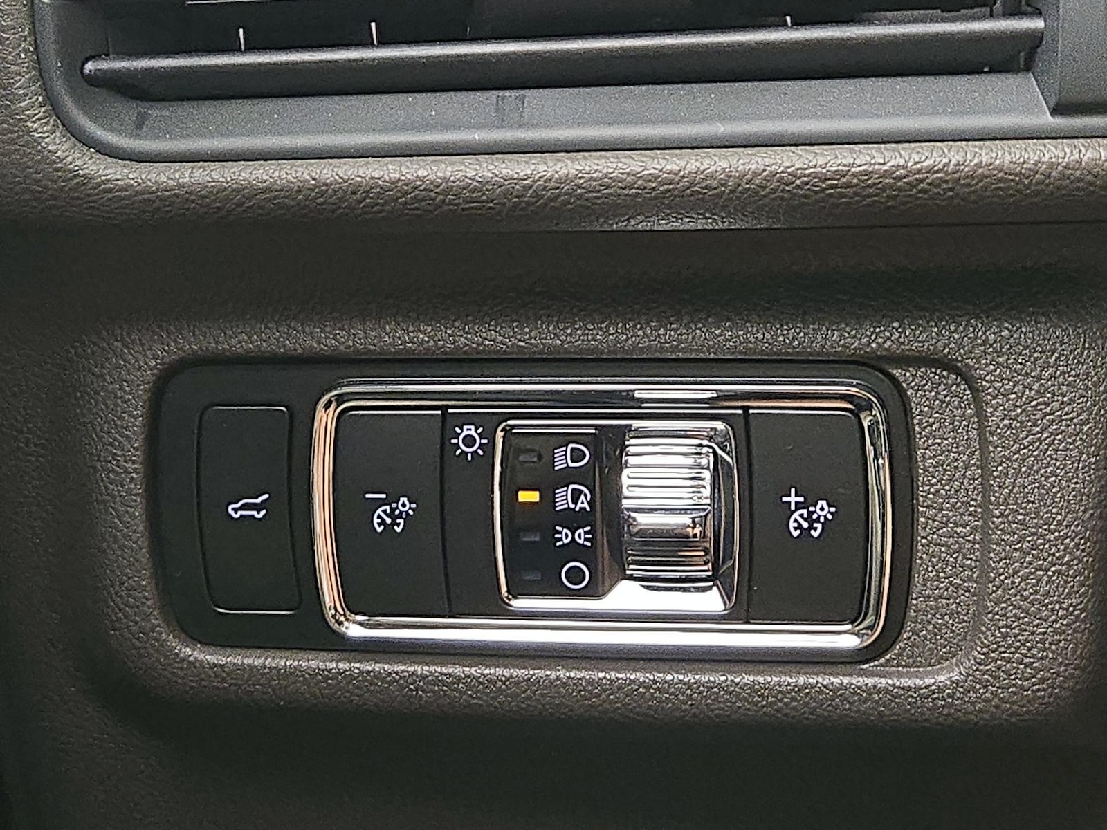2024 Lincoln Corsair Premiere - Photo 14