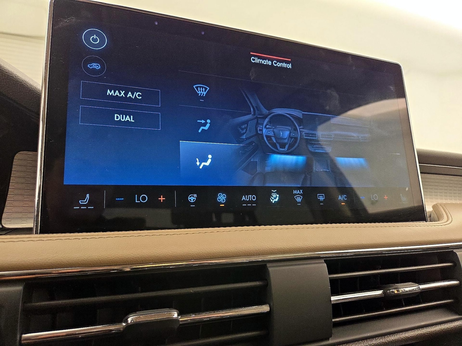 2024 Lincoln Corsair Premiere - Photo 18
