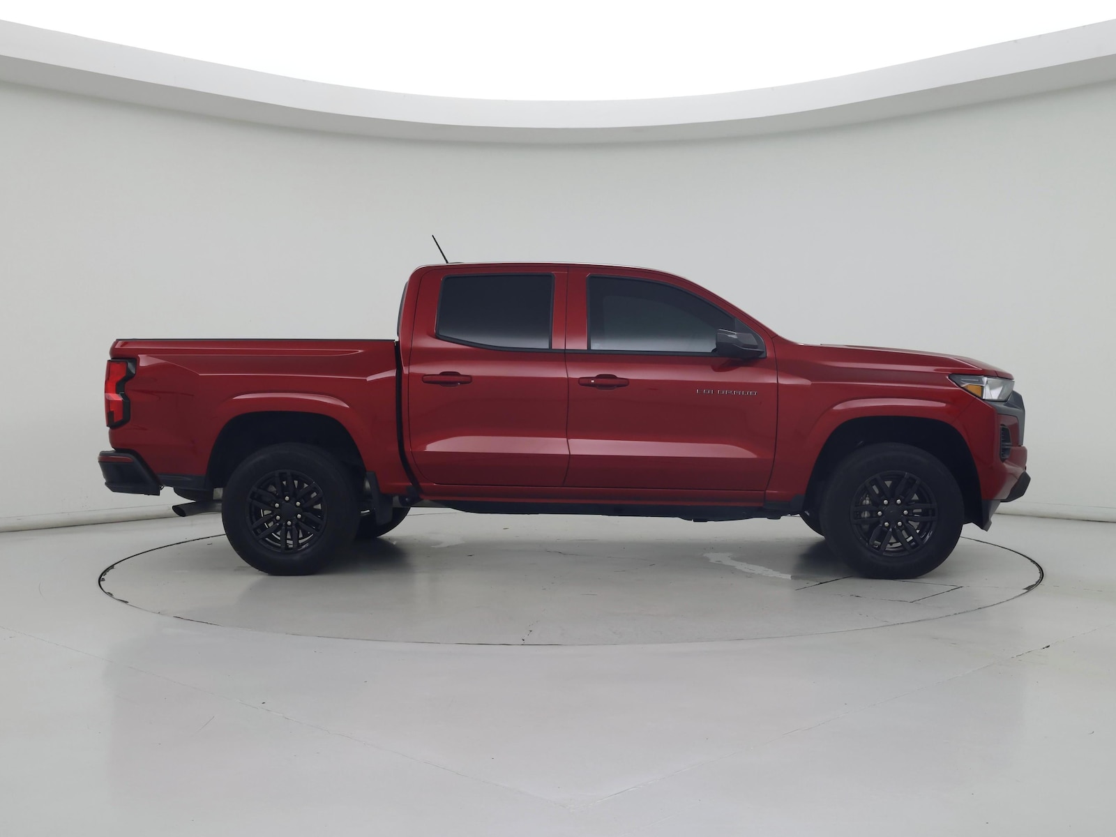 2025 Chevrolet Colorado LT - Photo 8