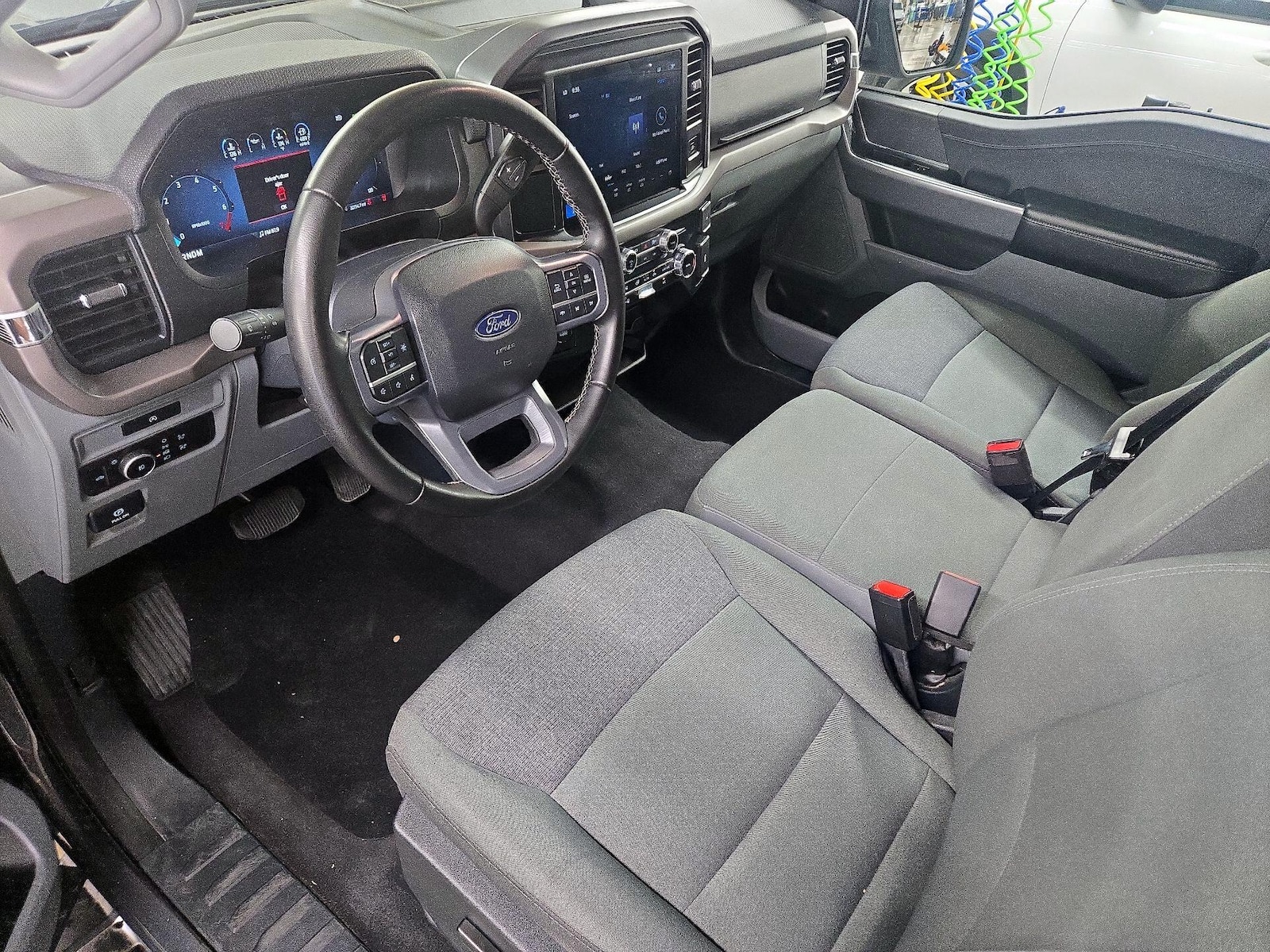 2025 Ford F-150 XLT - Photo 12