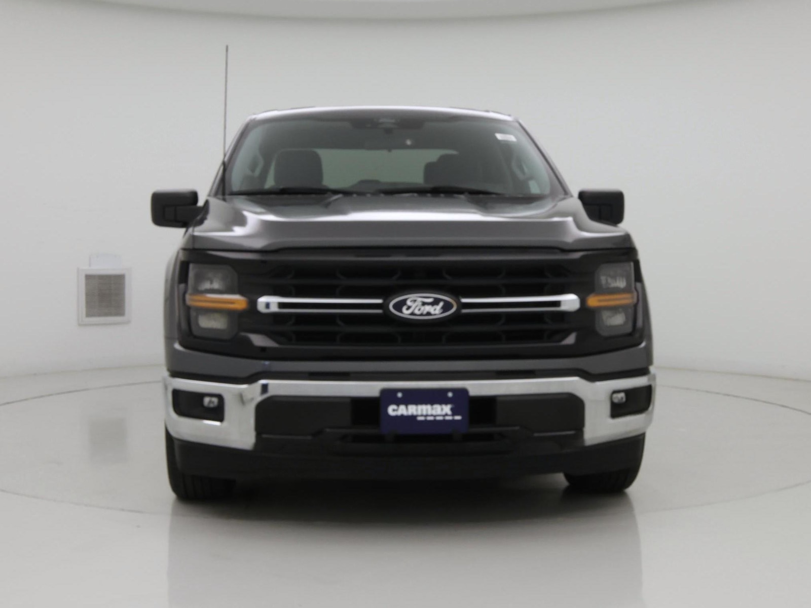 2025 Ford F-150 XLT - Photo 6