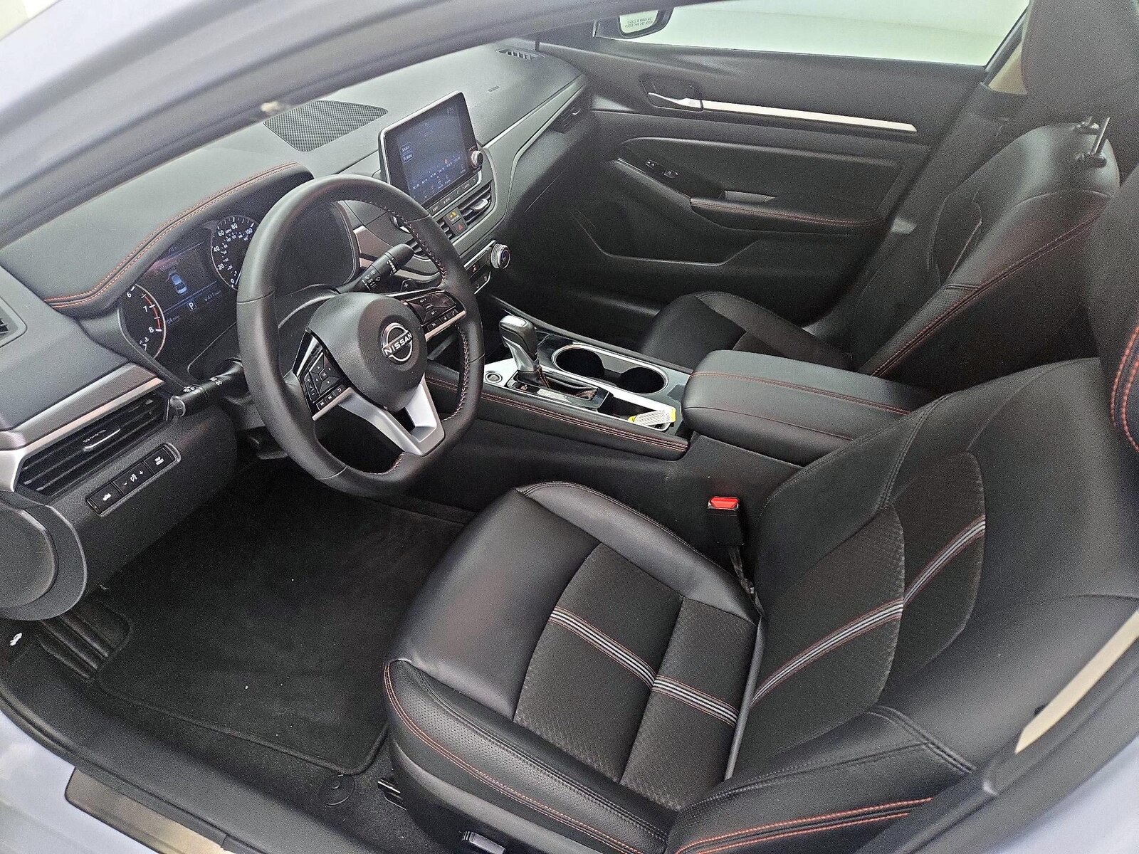 Power Seat(s) & Side Airbags