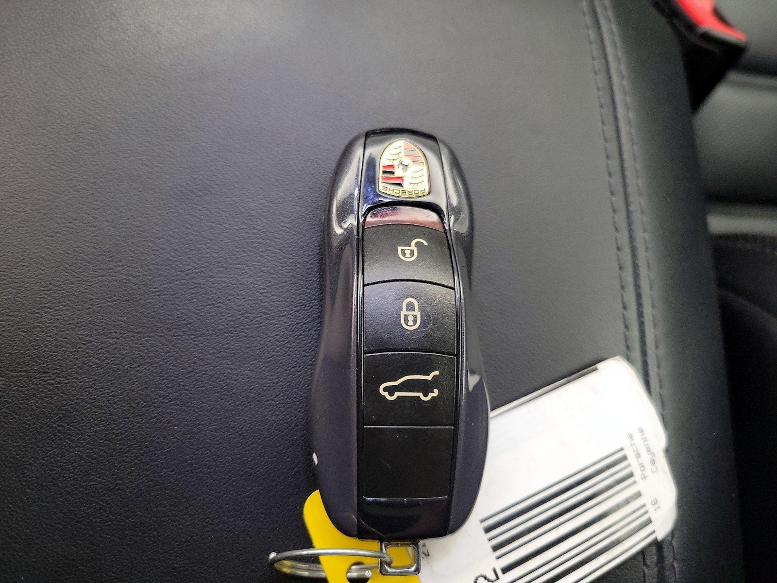 2016 Porsche Cayenne Turbo - Photo 24