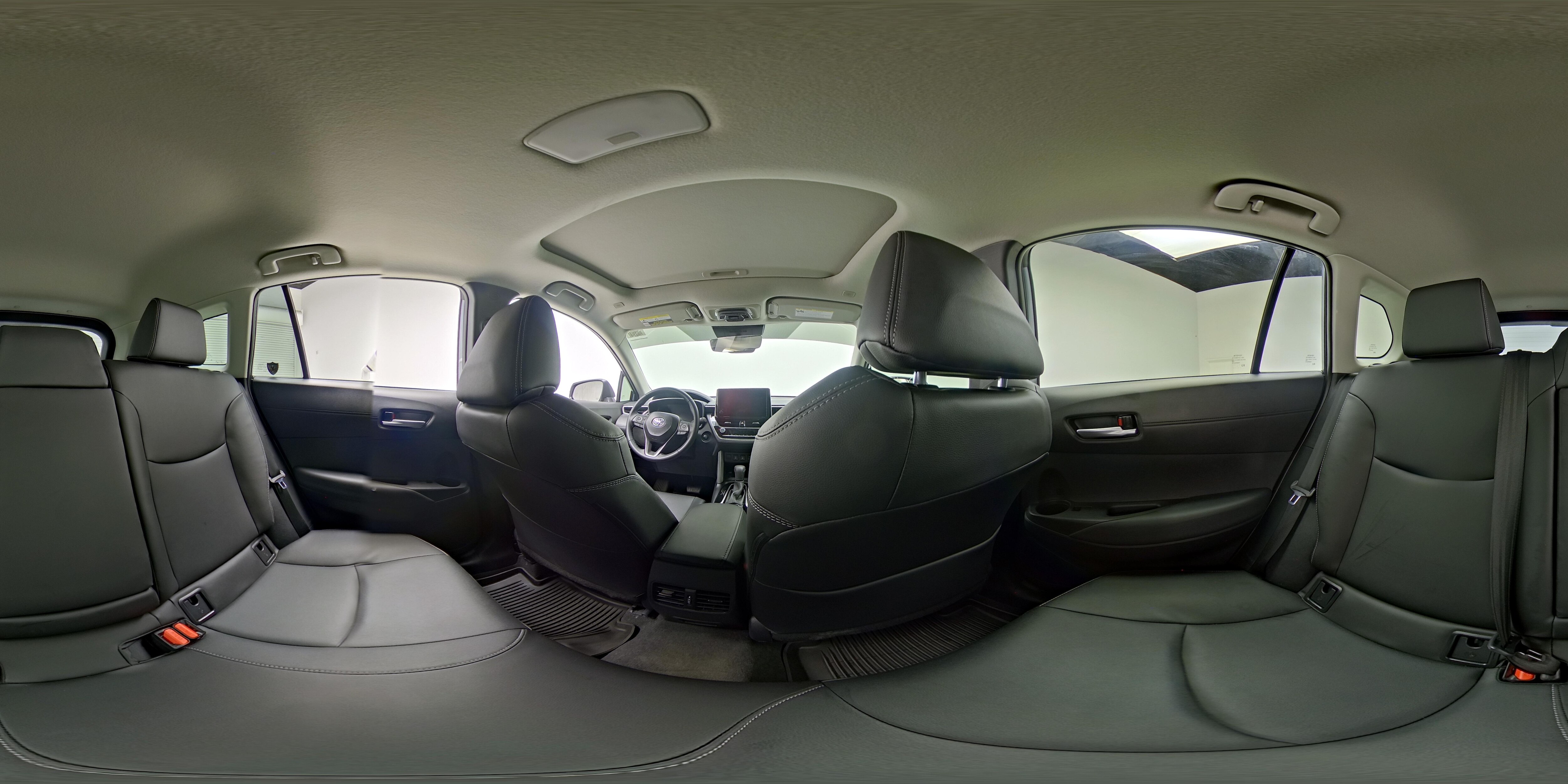 2025 Toyota Corolla Cross XLE - Photo 26