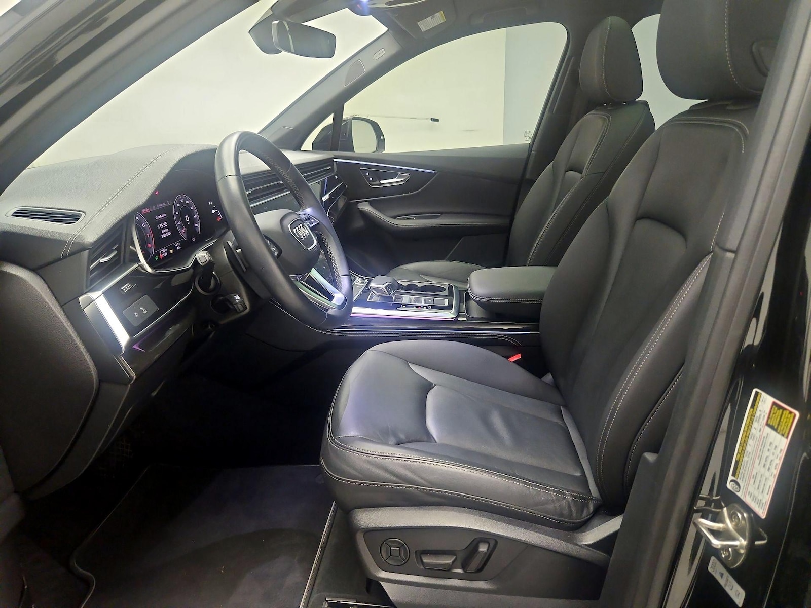 2025 Audi Q7 Premium Plus - Photo 12