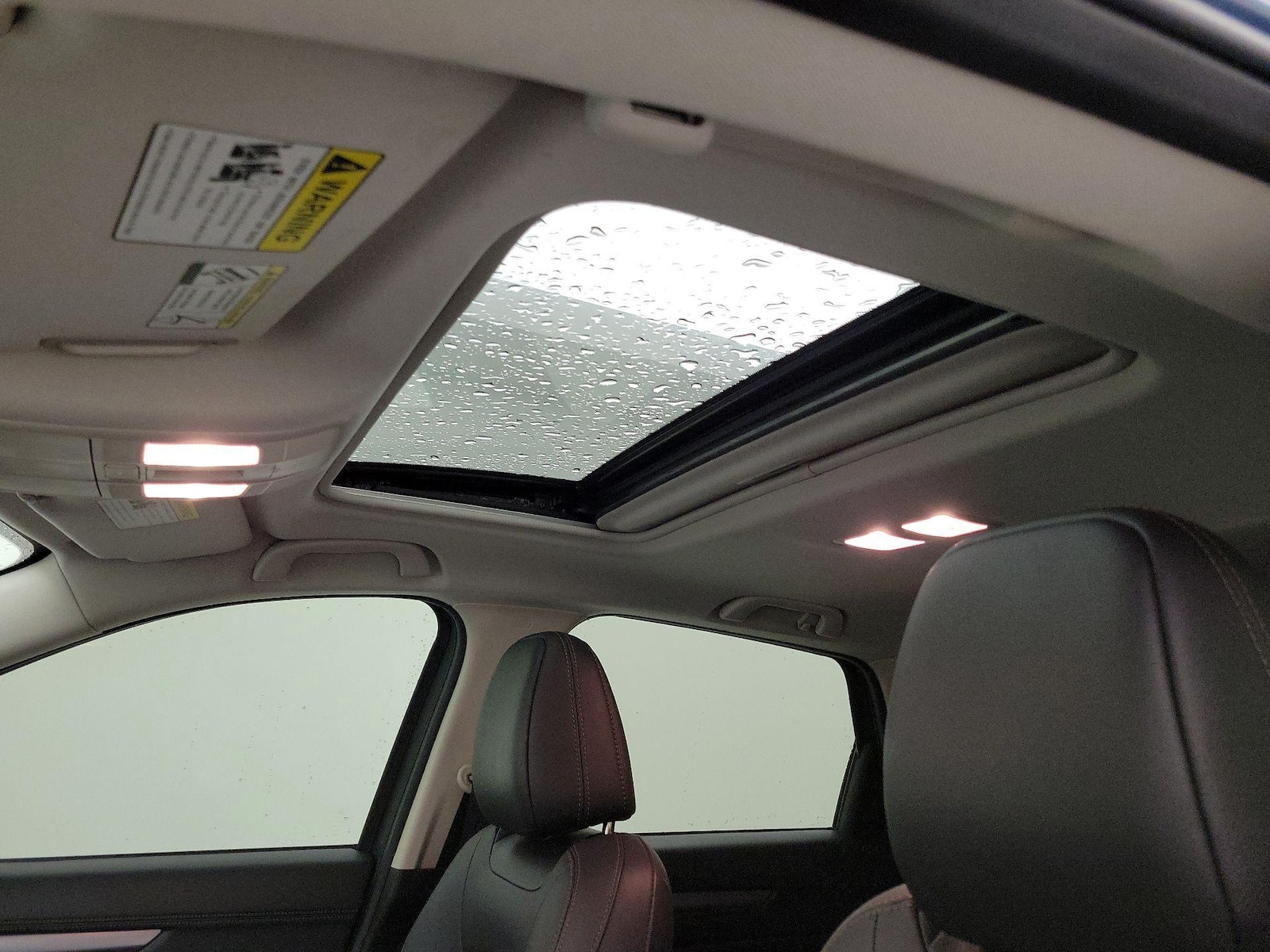 Sunroof(s) & Overhead Airbags
