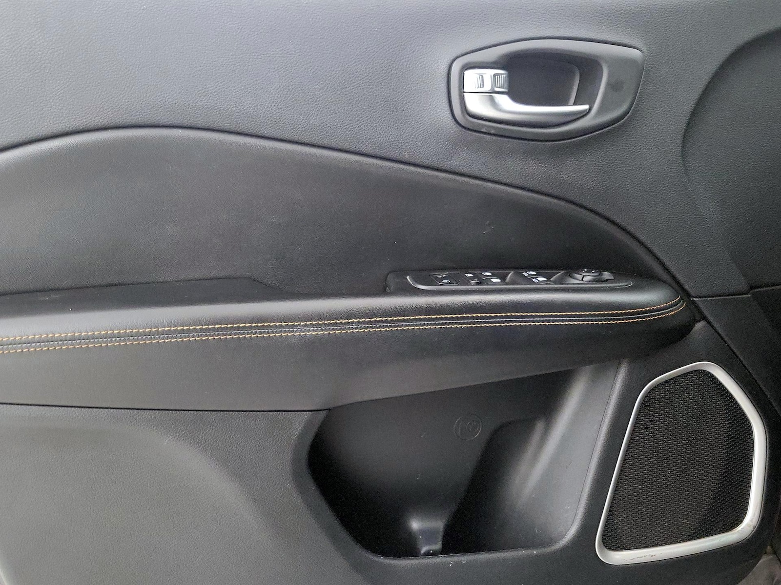 2020 Jeep Compass Limited - Photo 13