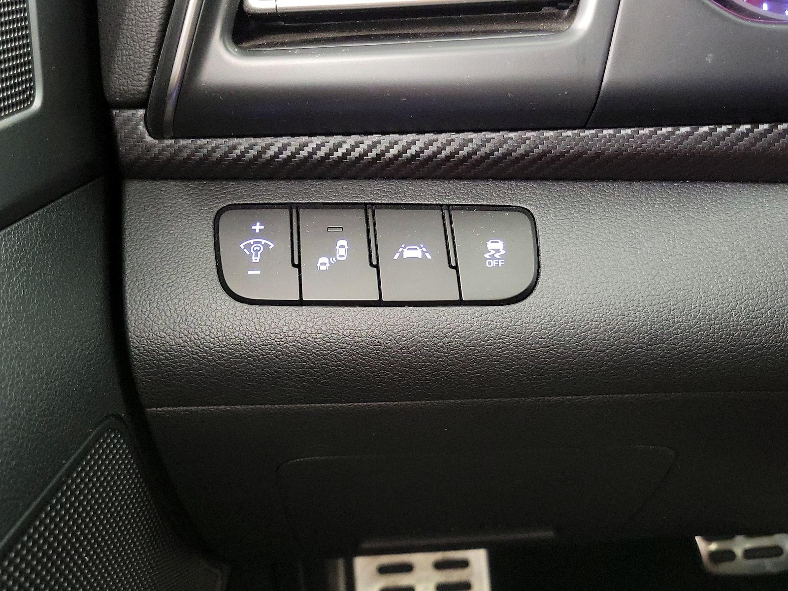 2020 Hyundai Elantra Sport - Photo 14