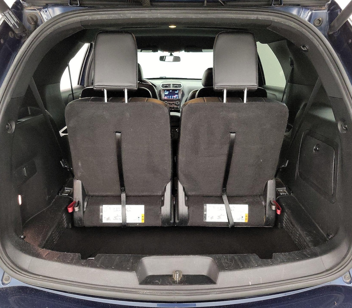 Trunk/Cargo (Seats Up)