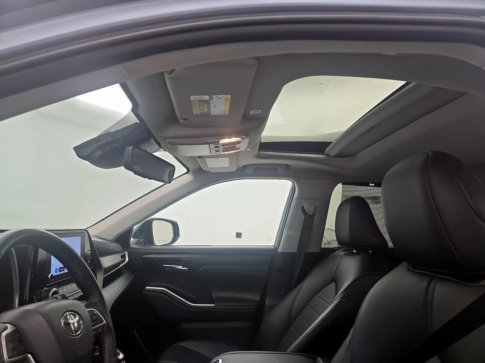 Sunroof(s) & Overhead Airbags