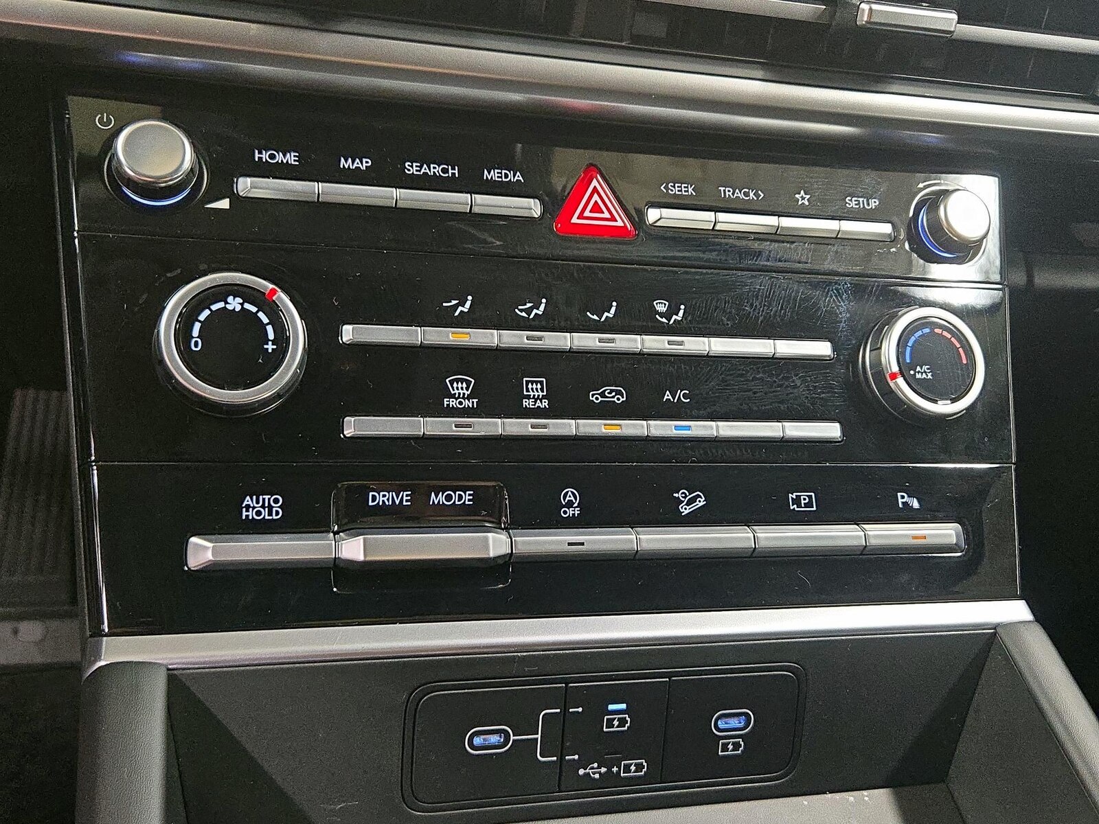 2026 Hyundai Santa Fe SE - Photo 17