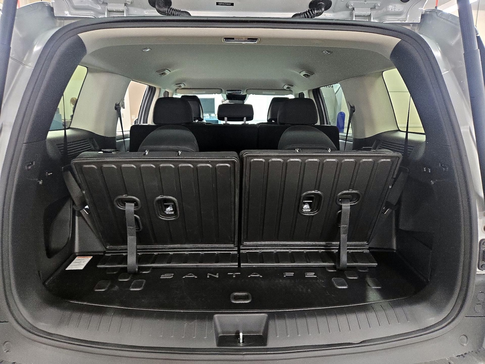 2026 Hyundai Santa Fe SE - Photo 22