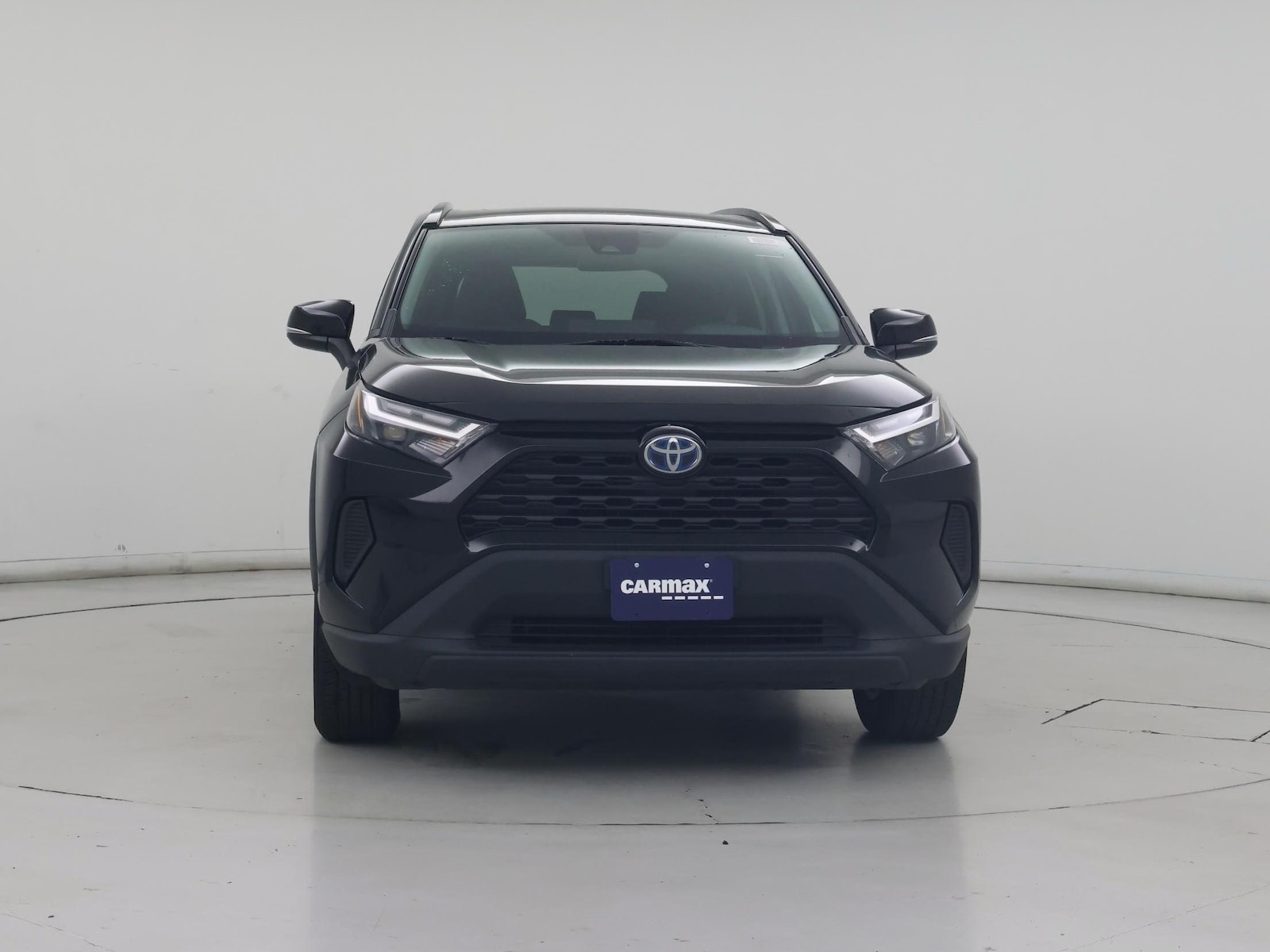 2024 Toyota RAV4 XLE - Photo 6