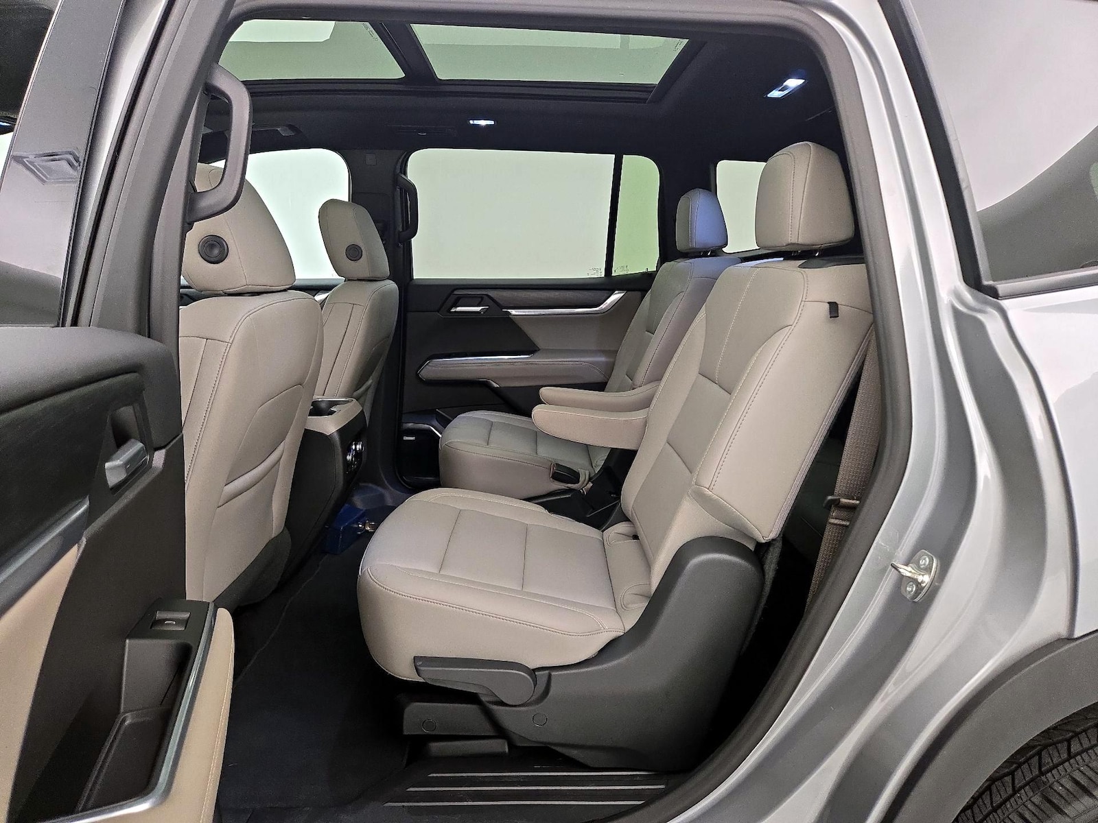 Rear Air Conditioning