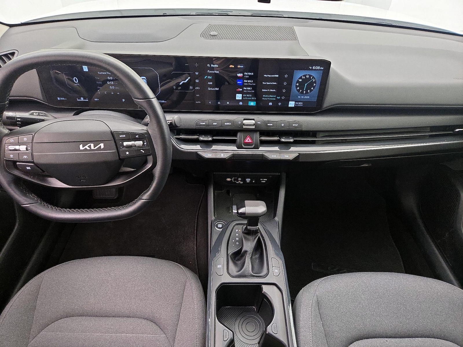 Apple CarPlay® & Android Auto™