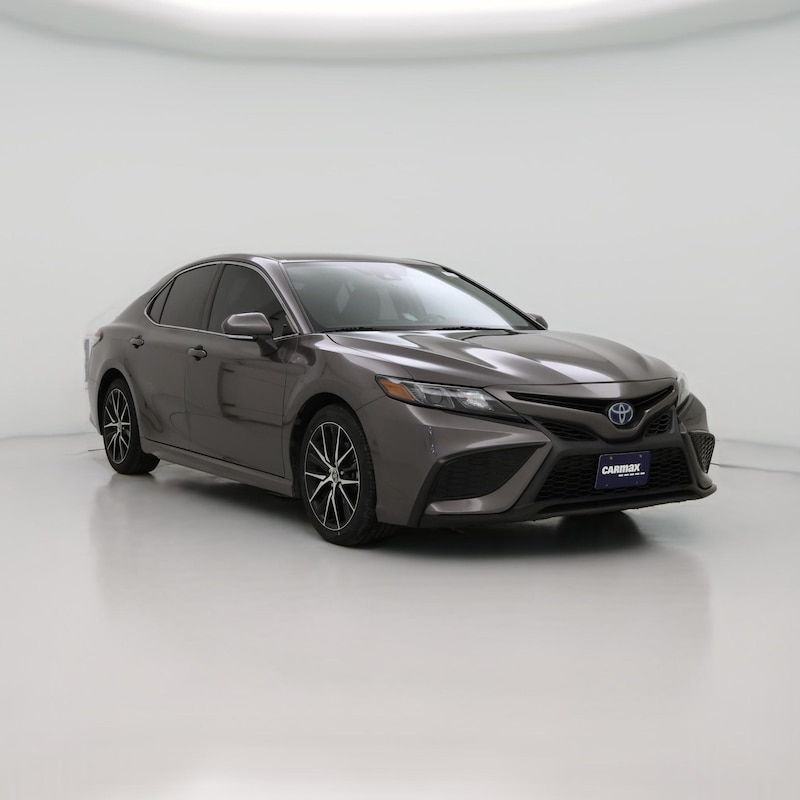 2022 Toyota Camry Hybrid SE