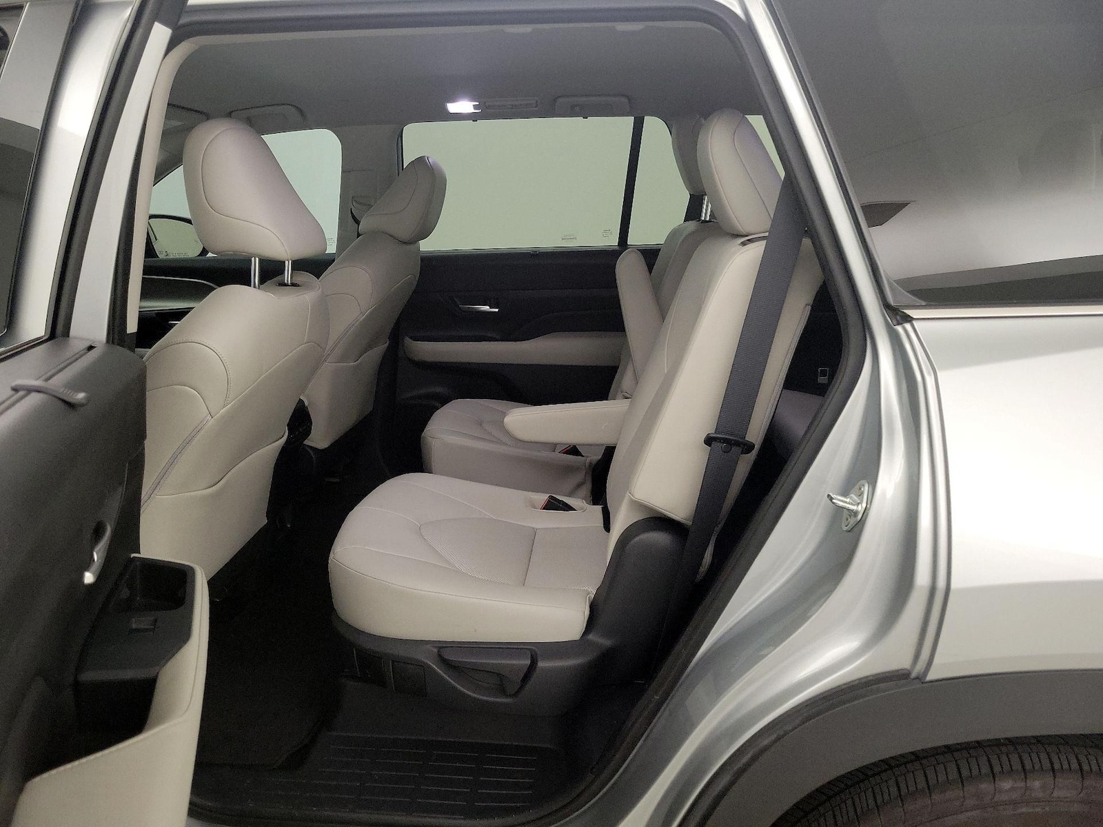 Rear Air Conditioning