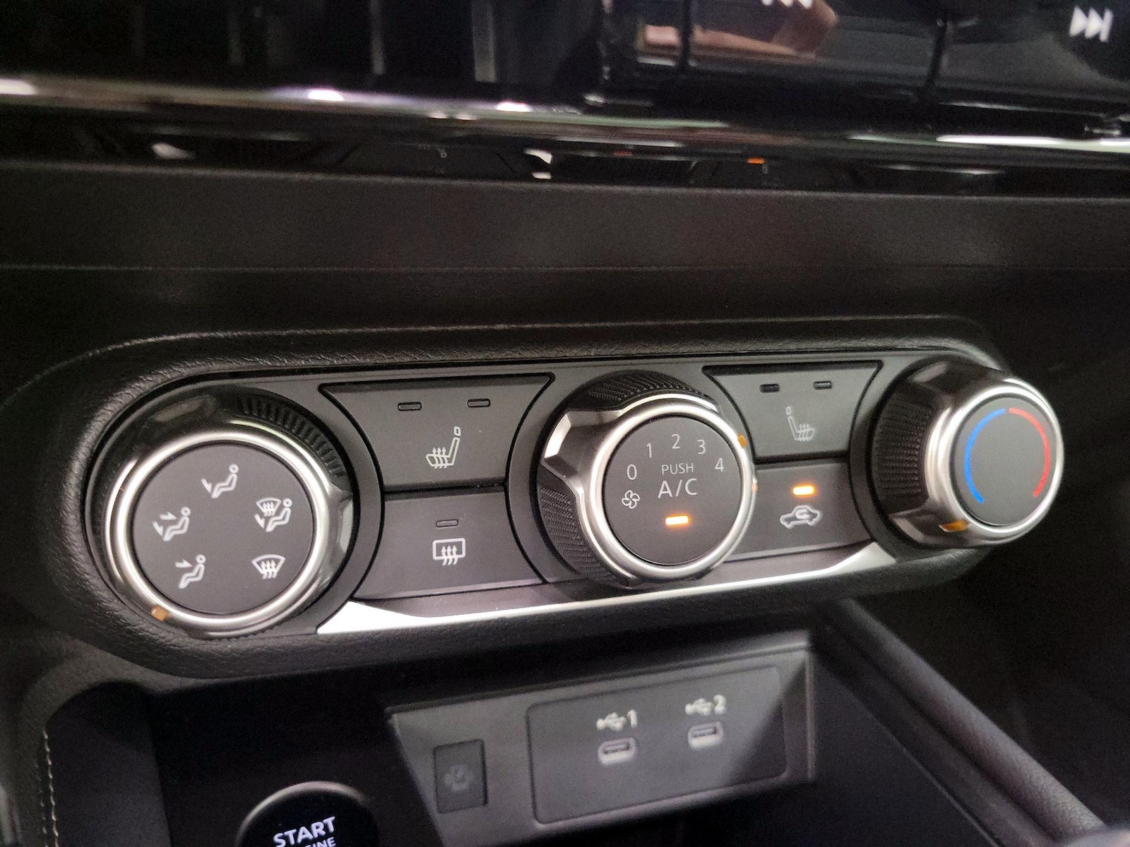 2025 Nissan Kicks SV AWD - Photo 16