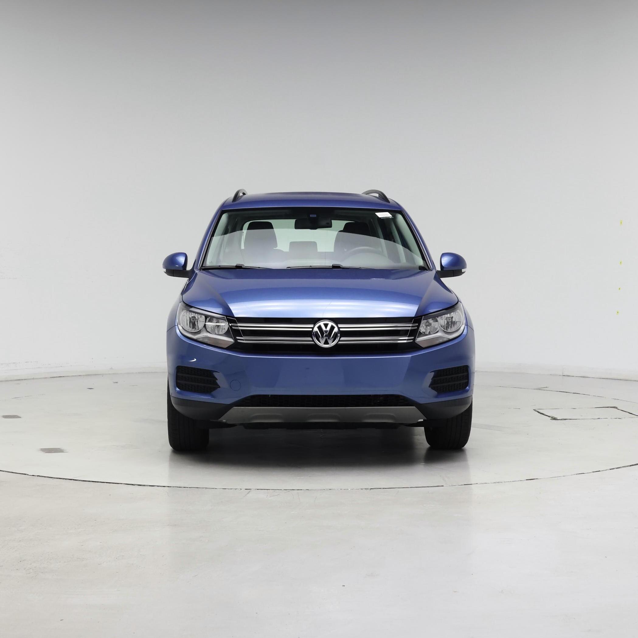 Thumbnail: 2017 Volkswagen Tiguan - 5